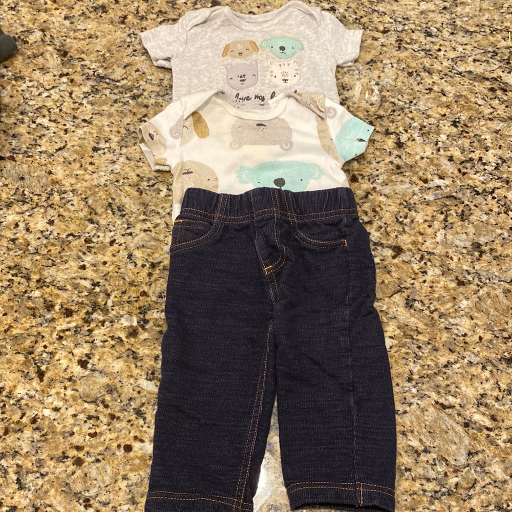 Brand Carter’s, Size 6m